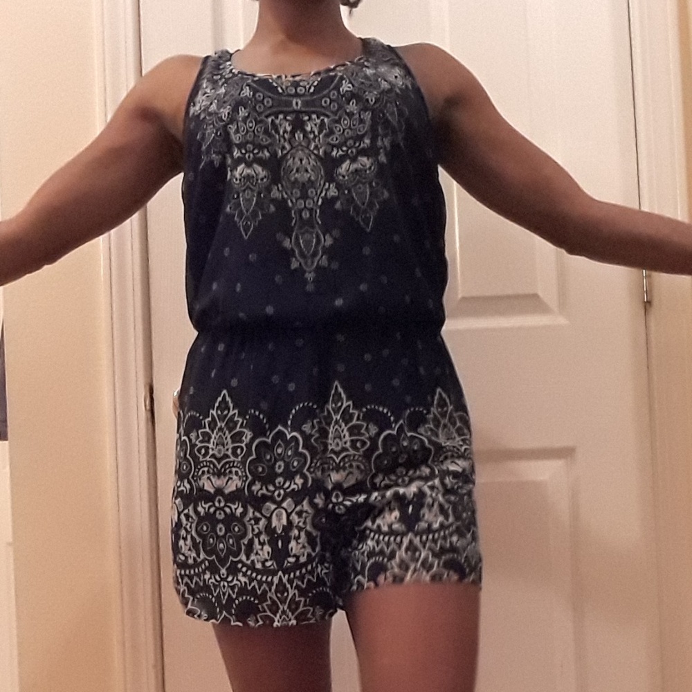 Spring Floral Rumper - Picture 4 of 4